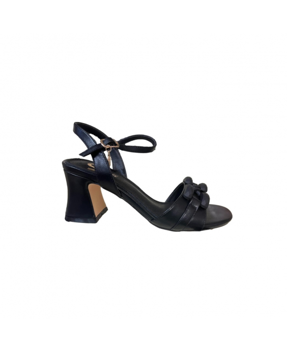 GOLD&GOLD Sandalo con fibbia Donna Nero GD39NE