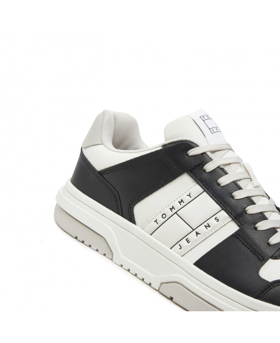 TOMMY JEANS Sneakers The Brooklyn Leather Uomo Nero EM0EM01429 TOMMY JEANS Sneakers The Brooklyn Leather Uomo Nero EM0EM01429